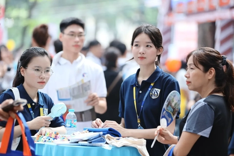 Thí sinh nộp lệ phí xét tuyển đại học đến 17 giờ hôm nay (5/8)