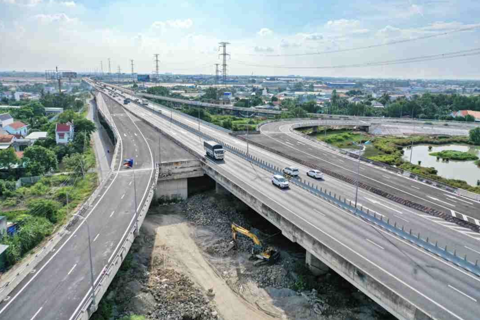 Đề xuất thu phí tuyến cao tốc Bến Lức - Long Thành 2.000 đồng/km