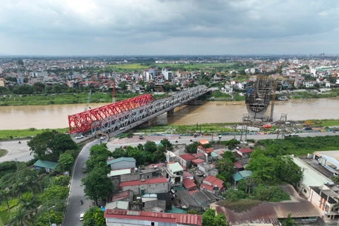 Dự án cầu Đuống mới chậm tiến độ vì vướng giải phóng mặt bằng