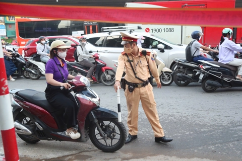 Tham gia giao thông kiểu bất chấp, biết phạt nặng vẫn vi phạm