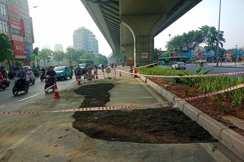 Tìm ra nguyên nhân tạo ra hố tử thần ở đường Trường Chinh