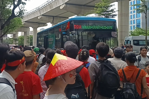 Xe buýt, tàu điện phục vụ tốt buổi Tổng duyệt ngày 30/8/2025