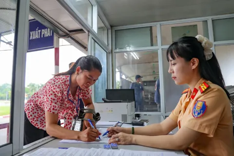 Công bố mức thu phí sát hạch lái xe