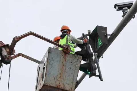 Hà Nội ứng dụng AI vào vận hành đèn tín hiệu giao thông