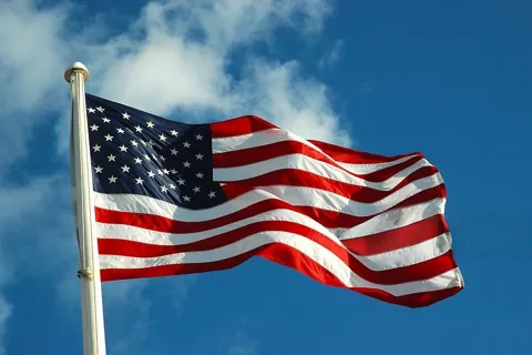 Phán quyết bất ngờ chặn kế hoạch điều quân của ông Trump
