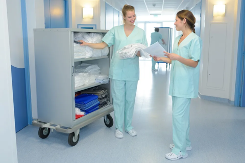 Châu Âu đối mặt khủng hoảng thiếu hụt y tá nghiêm trọng