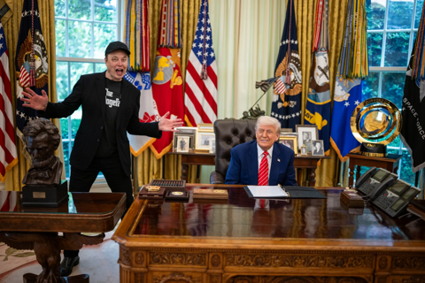 Ông Trump cảnh báo tỷ phú Musk trả giá nếu ủng hộ Đảng Dân chủ