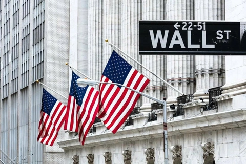 Giá dầu bật đỉnh, Phố Wall căng mình trước nguy cơ Iran trả đũa Mỹ