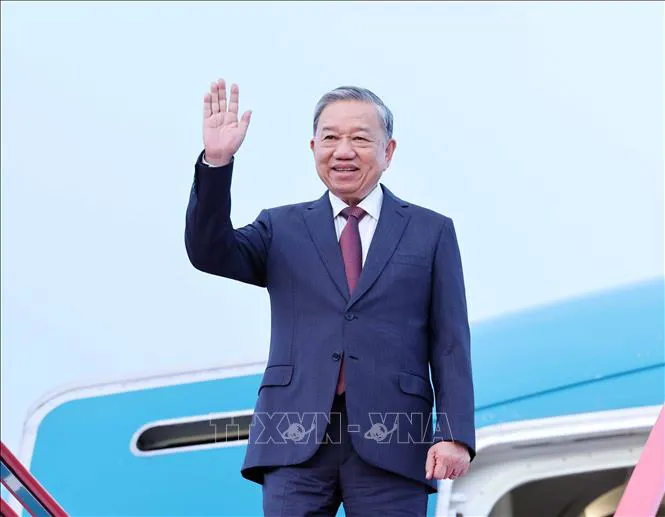 Tổng Bí thư Tô Lâm bắt đầu thăm cấp Nhà nước tới Triều Tiên