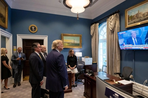 Ông Trump thúc đẩy dự luật nghìn tỷ, Elon Musk phản pháo: “Sẽ hủy hoại tương lai công nghệ Mỹ”