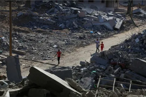 Ông Trump bảo vệ hành động quân sự của Israel tại Gaza bất chấp lệnh ngừng bắn