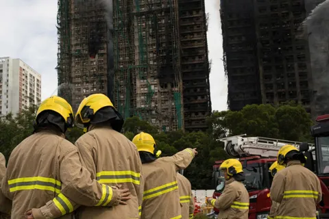 Thảm họa cháy tại Hồng Kông: hoạt động cứu hộ kết thúc, số người chết tăng vọt lên 128