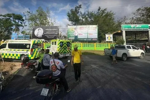 Xả súng bắt con tin tại trường học Thái Lan, ba người bị thương