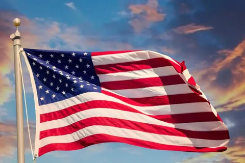 Thuế quan tăng vọt, doanh nghiệp Mỹ chịu áp lực chi phí
