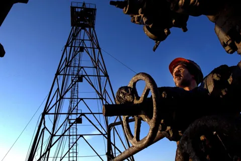 Xuất khẩu dầu Trung Đông tăng tốc trước nguy cơ gián đoạn nguồn cung từ căng thẳng Mỹ - Iran