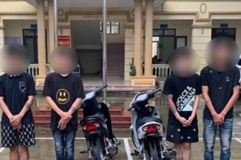 Bắc Ninh: điều tra nhóm thanh thiếu niên mang hung khí phá hoại xe, livestream trên TikTok