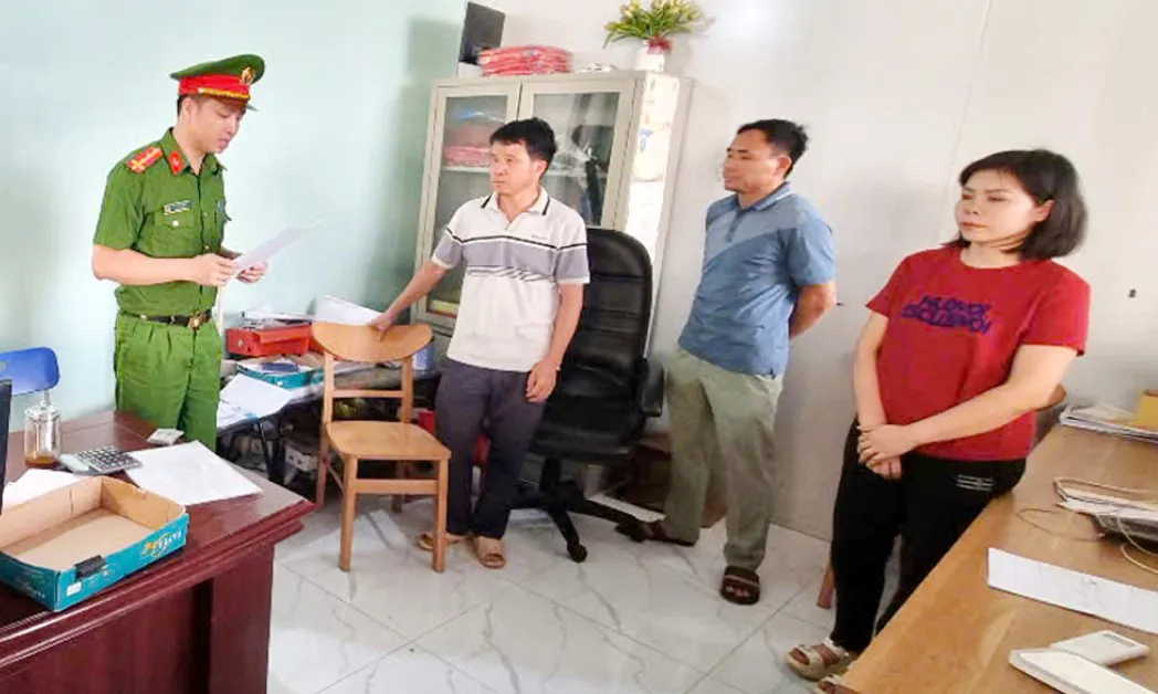 Bắc Giang: khởi tố giám đốc và kế toán doanh nghiệp về hành vi mua bán trái phép hóa đơn