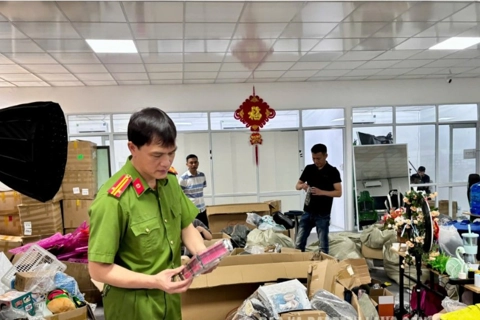 Lạng Sơn: phát hiện kho hàng kinh doanh online chứa hơn 3.000 sản phẩm không rõ nguồn gốc
