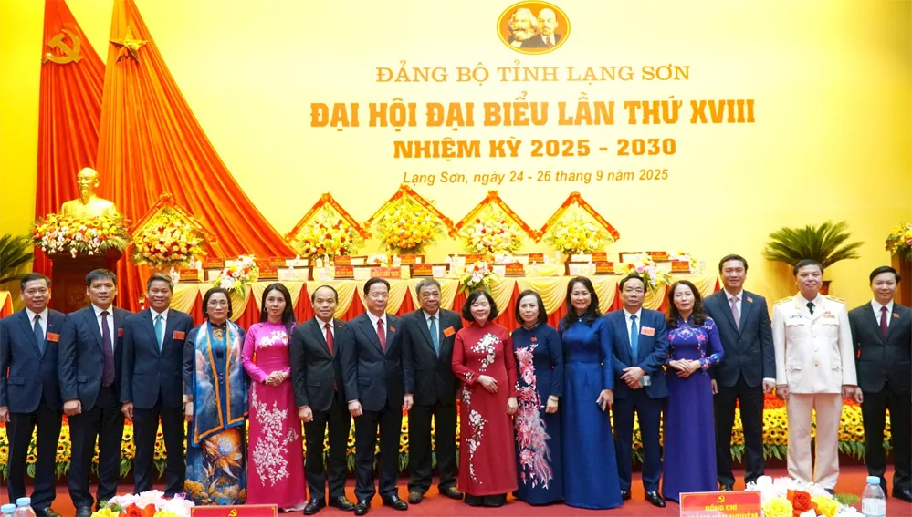 Ủy viên Bộ Chính trị, Bí thư Thành ủy Hà Nội Bùi Thị Minh Hoài: Xây dựng Lạng Sơn trở thành tỉnh biên giới có kinh tế phát triển