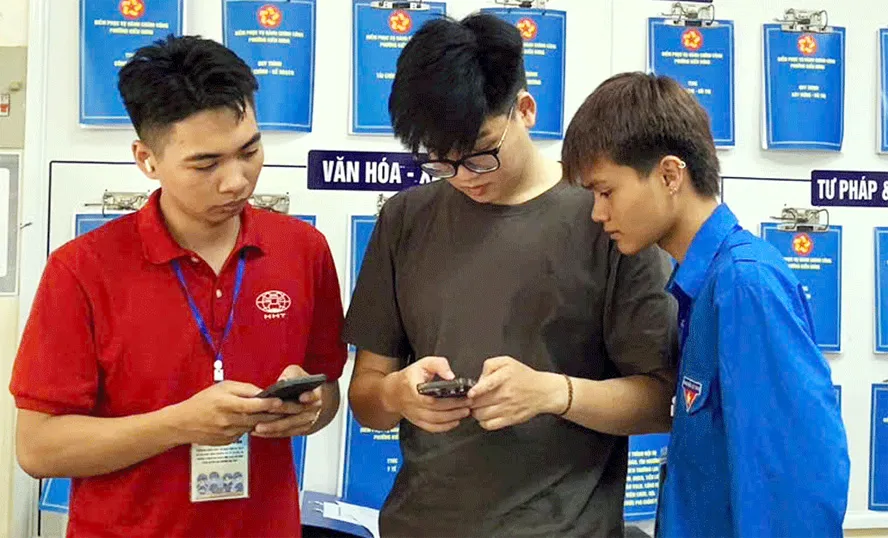 Phường Kiến Hưng phát động phong trào "Bình dân học vụ số"