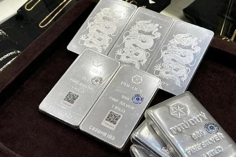 Giá bạc hôm nay 12/12: Bạc Phú Quý tăng rất mạnh, tiến sát mốc 2,5 triệu đồng/lượng