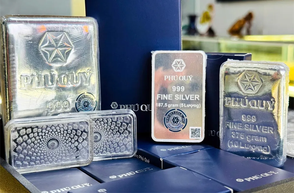 Giá bạc hôm nay 13/12: Thị trường đảo chiều, bạc Phú Quý quay đầu giảm mạnh