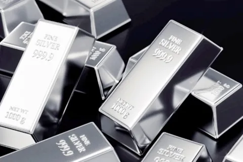 Giá bạc hôm nay 2/11: Bạc Phú Quý đi ngang, duy trì ở mức hơn 1,9 triệu đồng/lượng