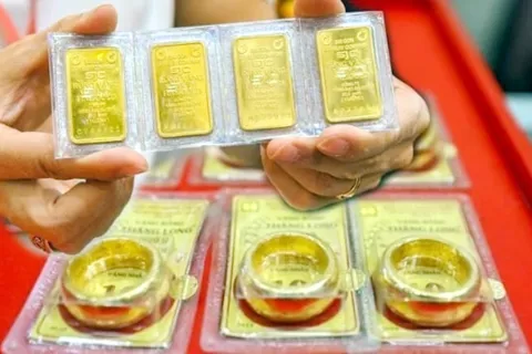 Giá vàng hôm nay 1/10: Trong nước và thế giới tiếp tục tăng