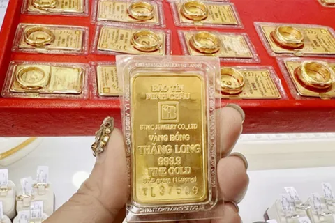Giá vàng hôm nay 25/12: Vàng SJC và vàng nhẫn tăng chậm, neo ở ngưỡng rất cao