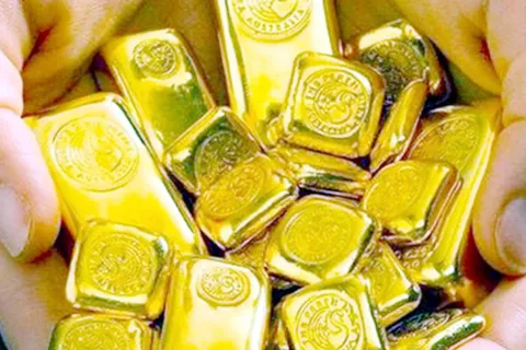 Giá vàng hôm nay 3/11: Vàng miếng SJC và vàng nhẫn tiếp tục đi ngang