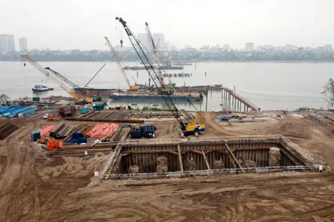 Tinh thần làm việc xuyên Tết đưa Thủ đô Hà Nội phát triển bứt phá