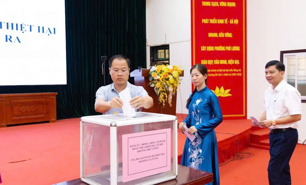 Phường Phú Lương phát động ủng hộ đồng bào bị thiệt hại do bão lũ gây ra