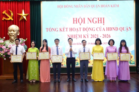 Hoàn Kiếm tổng kết hoạt động của HĐND quận nhiệm kỳ 2021 - 2026