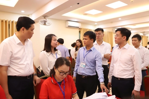 Triển khai thử nghiệm giải pháp chỉnh lý, số hóa tài liệu tại quận Hoàn Kiếm
