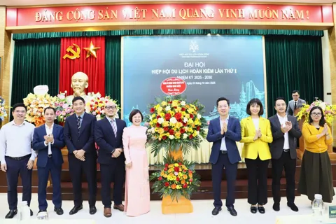 Bà Dương Thị Thanh Tâm được bầu giữ chức Chủ tịch Hiệp hội Du lịch Hoàn Kiếm