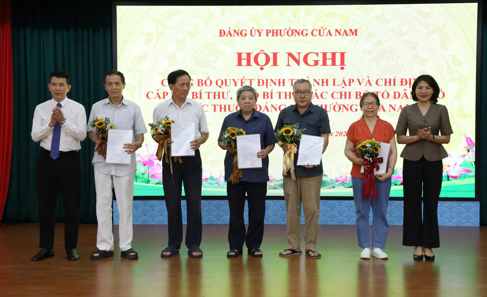 Phường Cửa Nam công bố quyết định thành lập và chỉ định cấp ủy chi bộ tổ dân phố