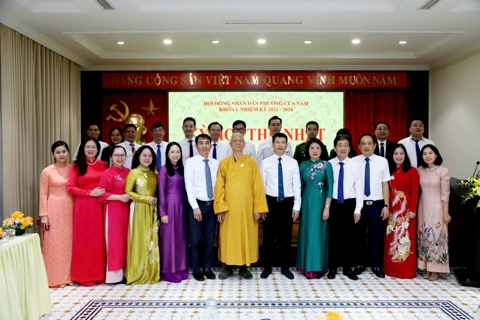 Khai mạc kỳ họp thứ nhất HĐND phường Cửa Nam lâm thời