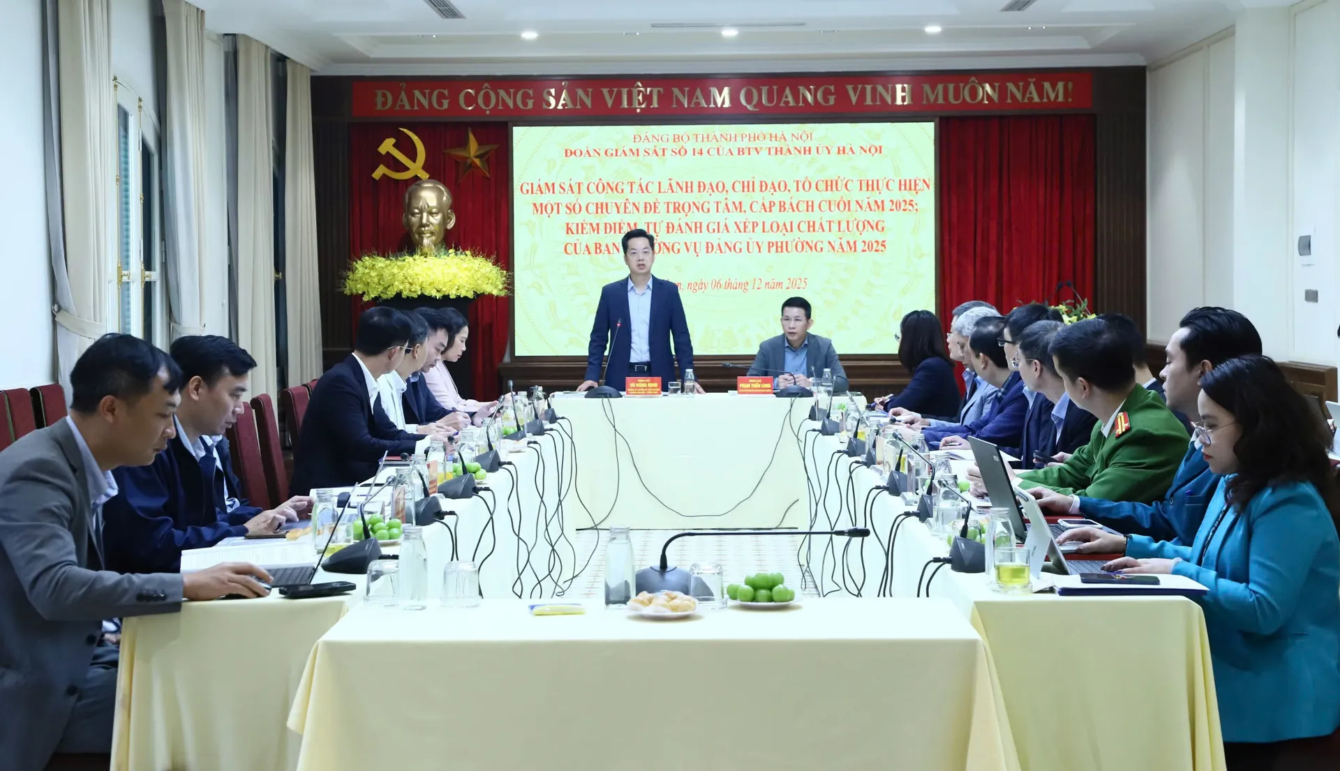 Thành ủy Hà Nội giám sát công tác thực hiện chuyên đề trọng tâm, cấp bách tại phường Cửa Nam