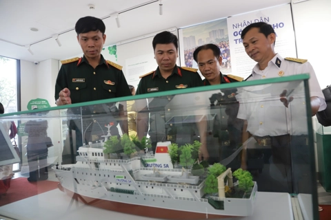 Phường Hoàn Kiếm tổ chức chuỗi hoạt động văn hóa khơi dậy niềm tự hào dân tộc