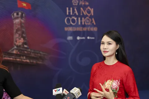 Hà Nội cờ hoa: Bản giao hưởng cảm xúc của một tấm lòng