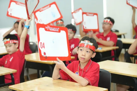 Vinh danh 18 thí sinh xuất sắc nhất tại Chung kết phía Bắc Mathnasium Championship 2025