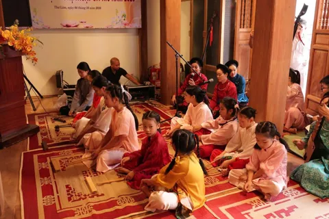 Gieo mạch nguồn di sản Ca trù ở đất tổ Lỗ Khê