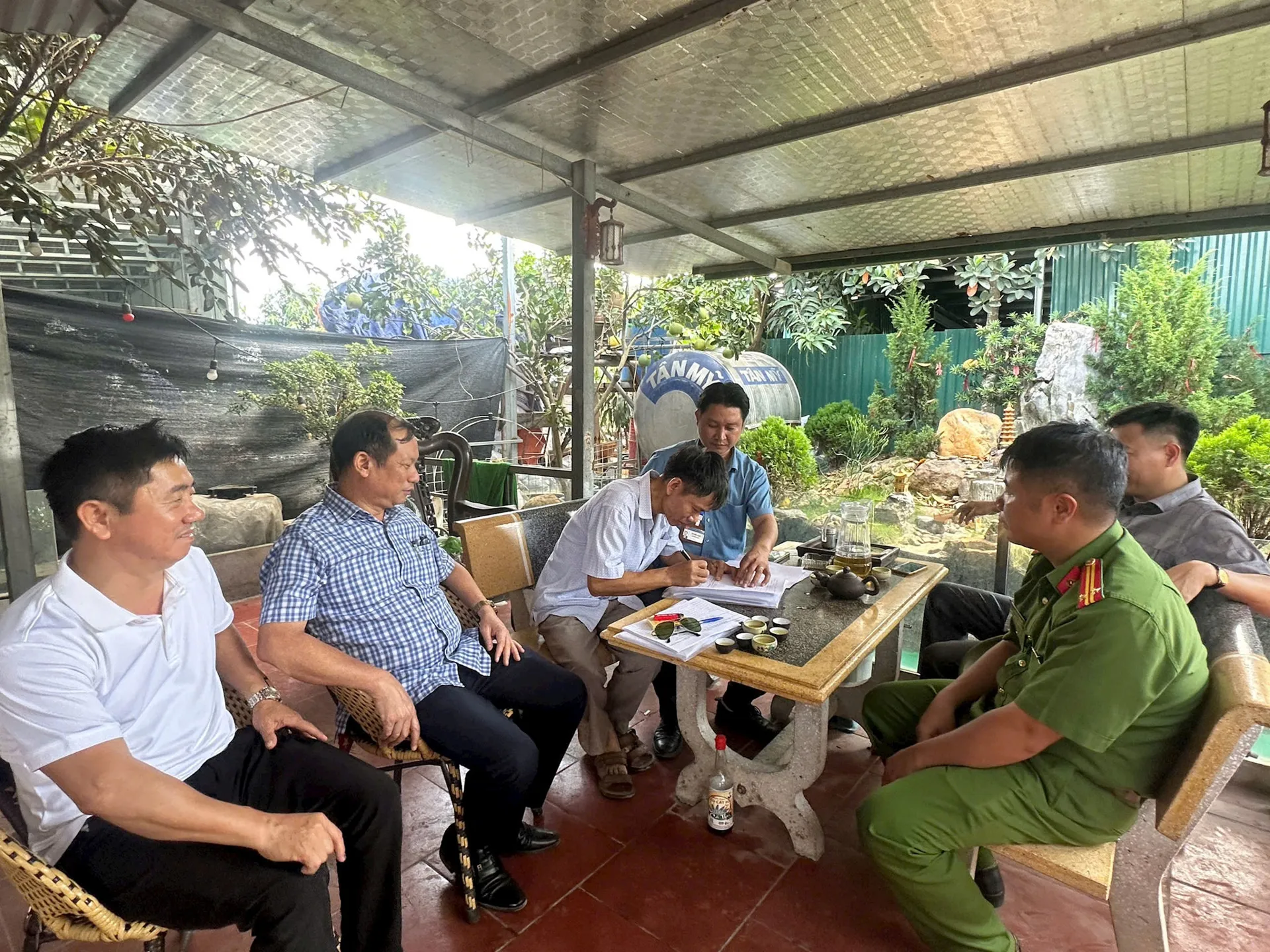 Thường Tín thành lập ba tổ công tác xử lý vi phạm đất đai, trật tự xây dựng