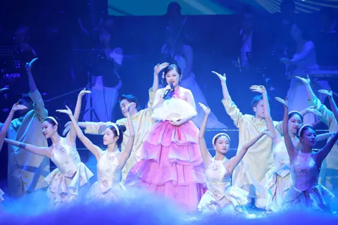 Điều thú vị về Gia Linh - Giọng ca nhỏ tuổi nhất tại cuộc thi Tiếng hát Hà Nội 2025