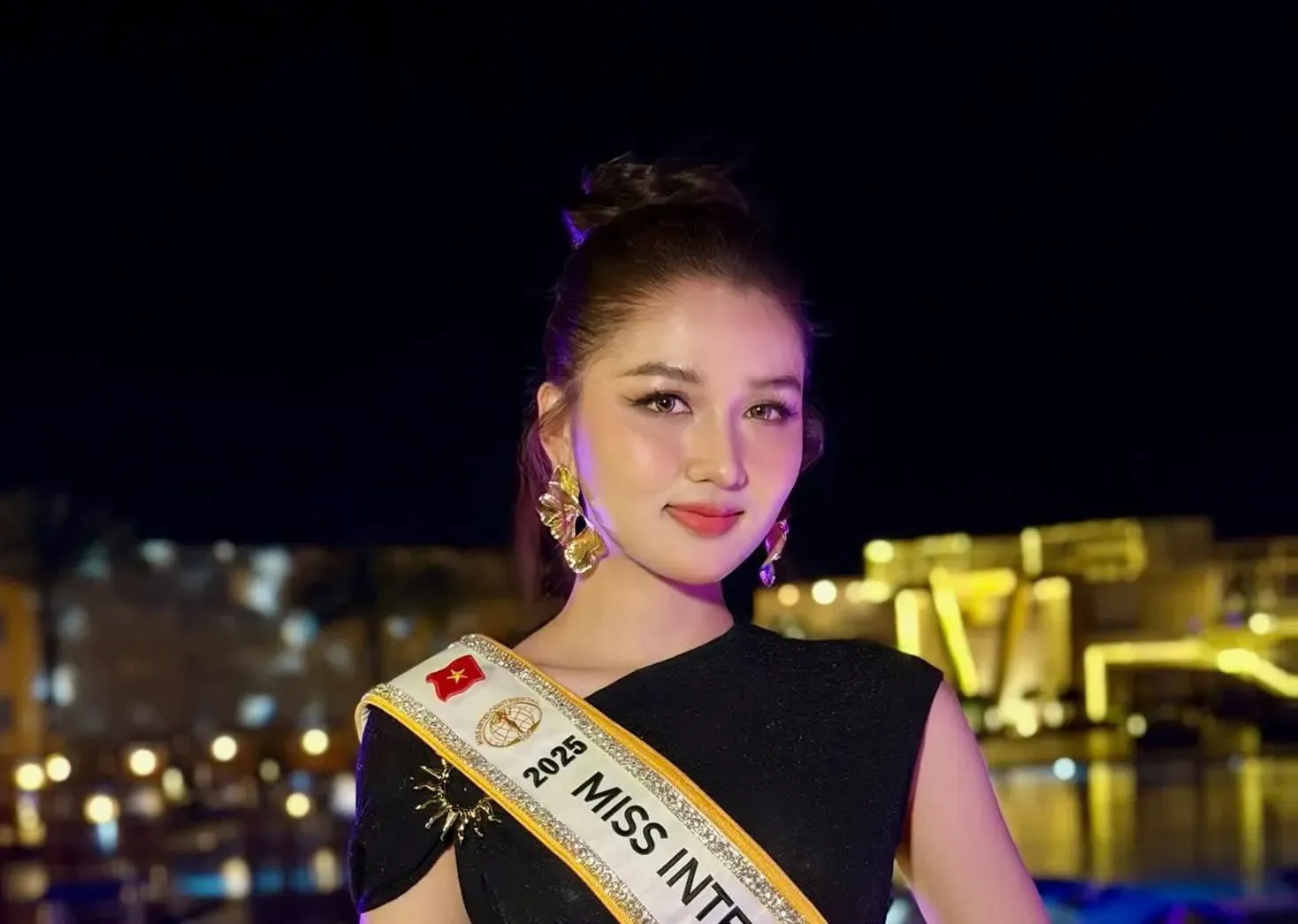 Á hậu Nguyễn Thị Thu Ngân tạo điểm nhấn tại Miss Intercontinental