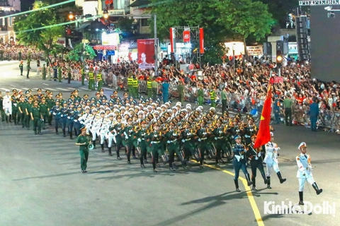 Truyền hình trực tiếp: Không khí trước Sơ duyệt Lễ diễu binh kỷ niệm 80 năm Quốc khánh 2/9 tại Ba Đình
