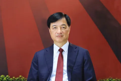 Tiếp nối truyền thống vẻ vang của Đảng, Đảng bộ thành phố Hà Nội xây dựng mô hình lãnh đạo hiện đại, chuyên nghiệp, vì dân