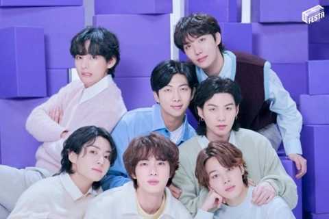 Thành viên BTS hé lộ kế hoạch lưu diễn vòng quanh thế giới của nhóm