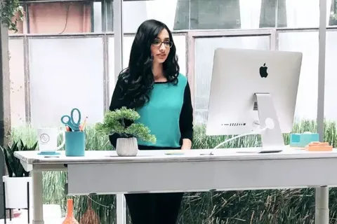 Những lợi ích không ngờ khi đứng làm việc