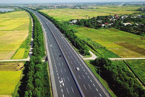 Tháo gỡ khó khăn tại 2 Dự án đường cao tốc